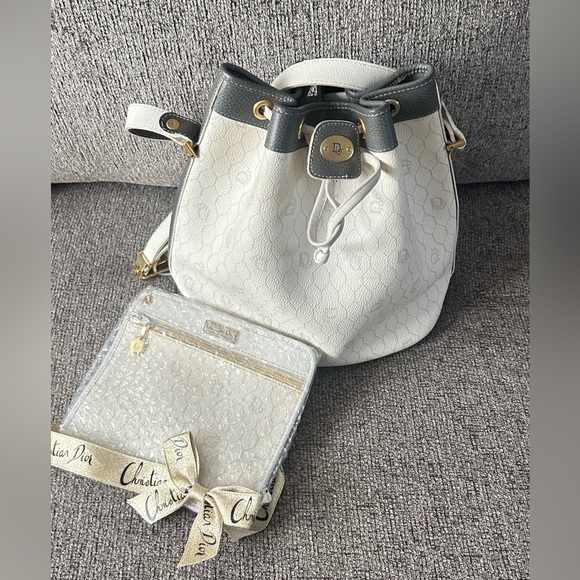 VINTAGE Christian Dior Honeycomb Drawstring Bucket Bag with Pouch White … - Picture 10 of 17